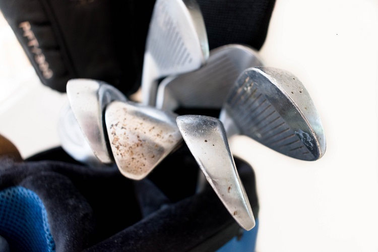 how to get rust off golf clubs