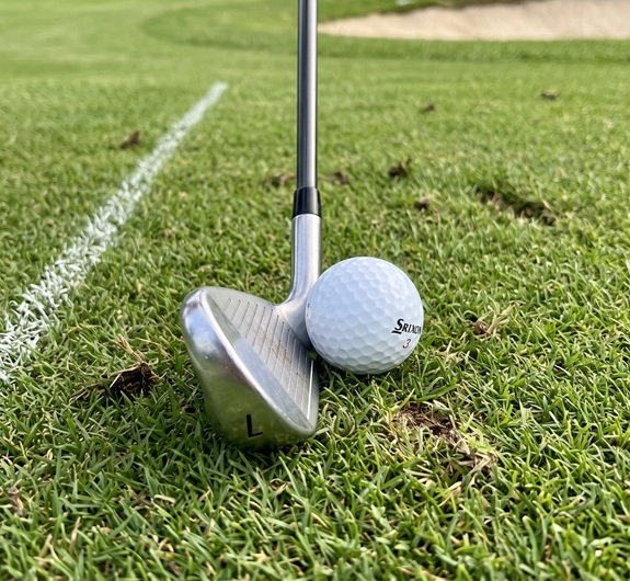 golf iron shanking golf ball