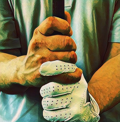 overlap vs interlock grip